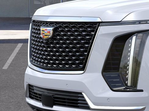 New 2026 Cadillac Escalade Luxury image 13