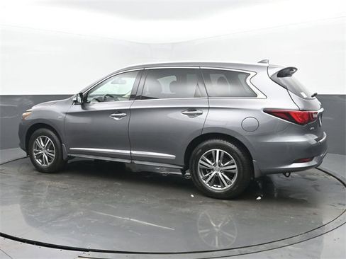 Used 2020 INFINITI QX60 Luxe w/ Essential Package image 3