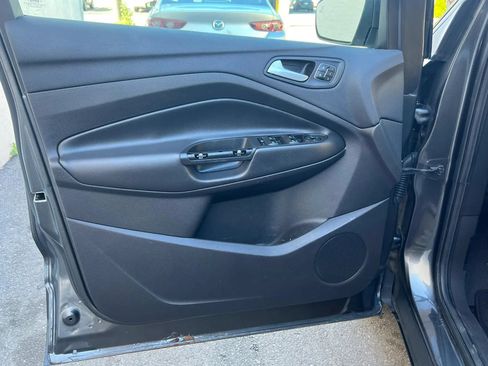Used 2017 Ford Escape Titanium w/ Equipment Group 301A AWD/4WD image 12