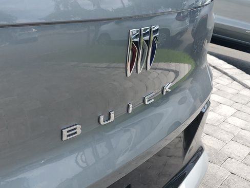 Used 2025 Buick Envista Sport Touring w/ Convenience I Package FWD image 7