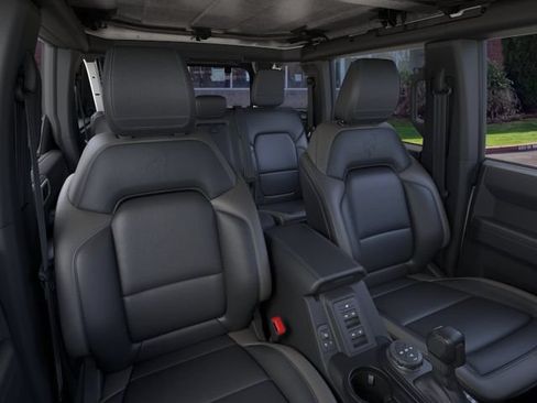 New 2025 Ford Bronco Outer Banks AWD/4WD image 10