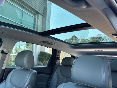 Used 2023 Hyundai Santa Fe Limited image 28