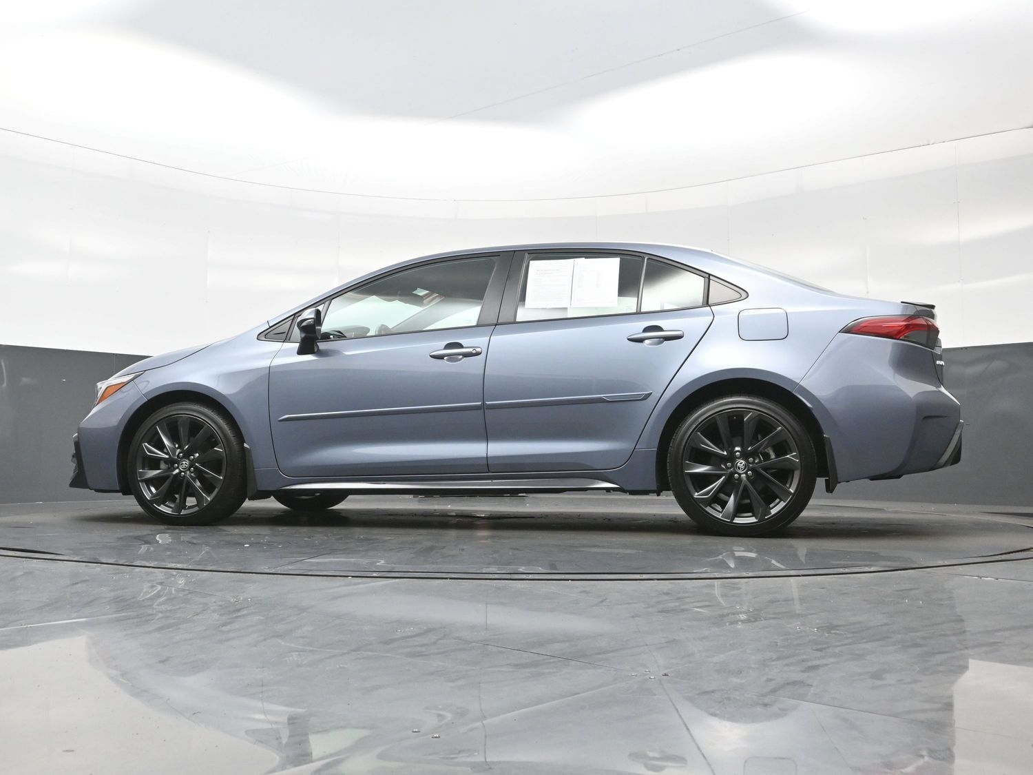 Used 2024 Toyota Corolla XSE FWD image 29