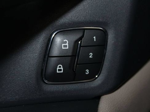 Used 2024 Ford Expedition Limited RWD image 43