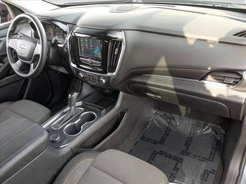 Used 2018 Chevrolet Traverse LS image 22