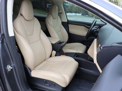 Used 2017 Tesla Model X 100D image 21