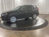Used 2017 Nissan Rogue SV image 6