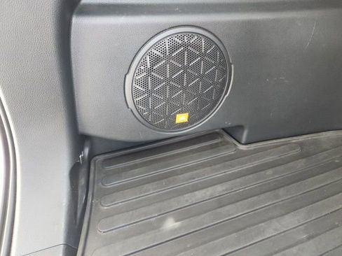 Used 2021 Toyota RAV4 XLE Premium AWD/4WD image 39