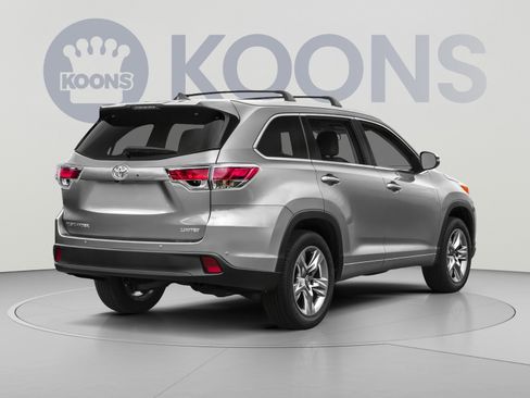 Used 2015 Toyota Highlander Limited AWD/4WD image 2