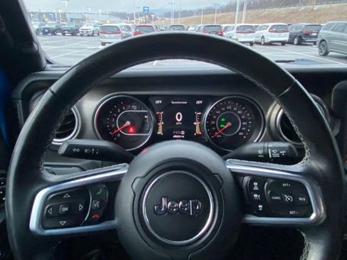 Used 2020 Jeep Gladiator Rubicon AWD/4WD image 14