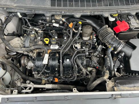 Used 2021 Ford Edge SE image 42