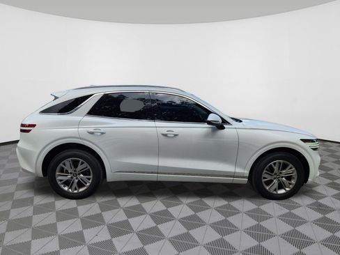 Used 2022 Genesis GV70 2.5T AWD/4WD image 6