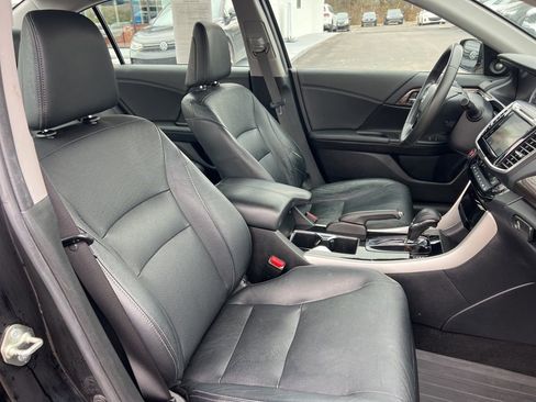 Used 2016 Honda Accord EX-L image 23