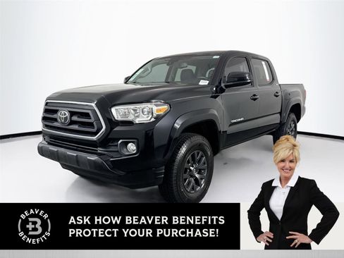 Used 2020 Toyota Tacoma SR5 RWD image 1