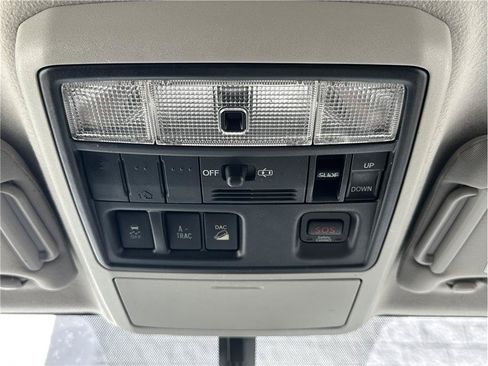 Used 2011 Toyota 4Runner Limited AWD/4WD image 29