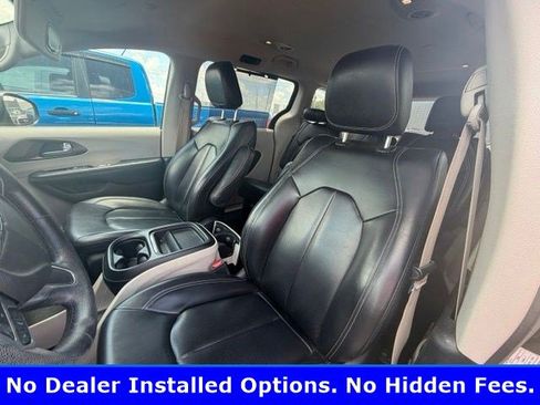 Used 2020 Chrysler Voyager Lxi FWD image 9