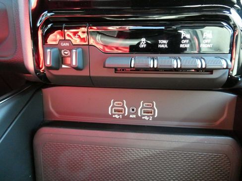 Used 2026 RAM 2500 Big Horn image 26