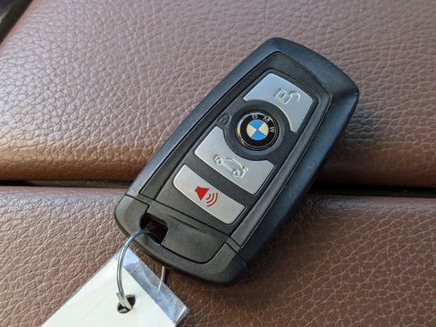 Used 2016 BMW 528i Sedan RWD image 27