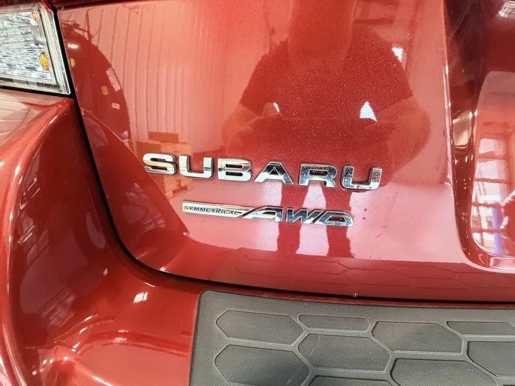 Used 2019 Subaru Crosstrek 2.0i Limited w/ Moonroof Package w/Navigation AWD/4WD image 8