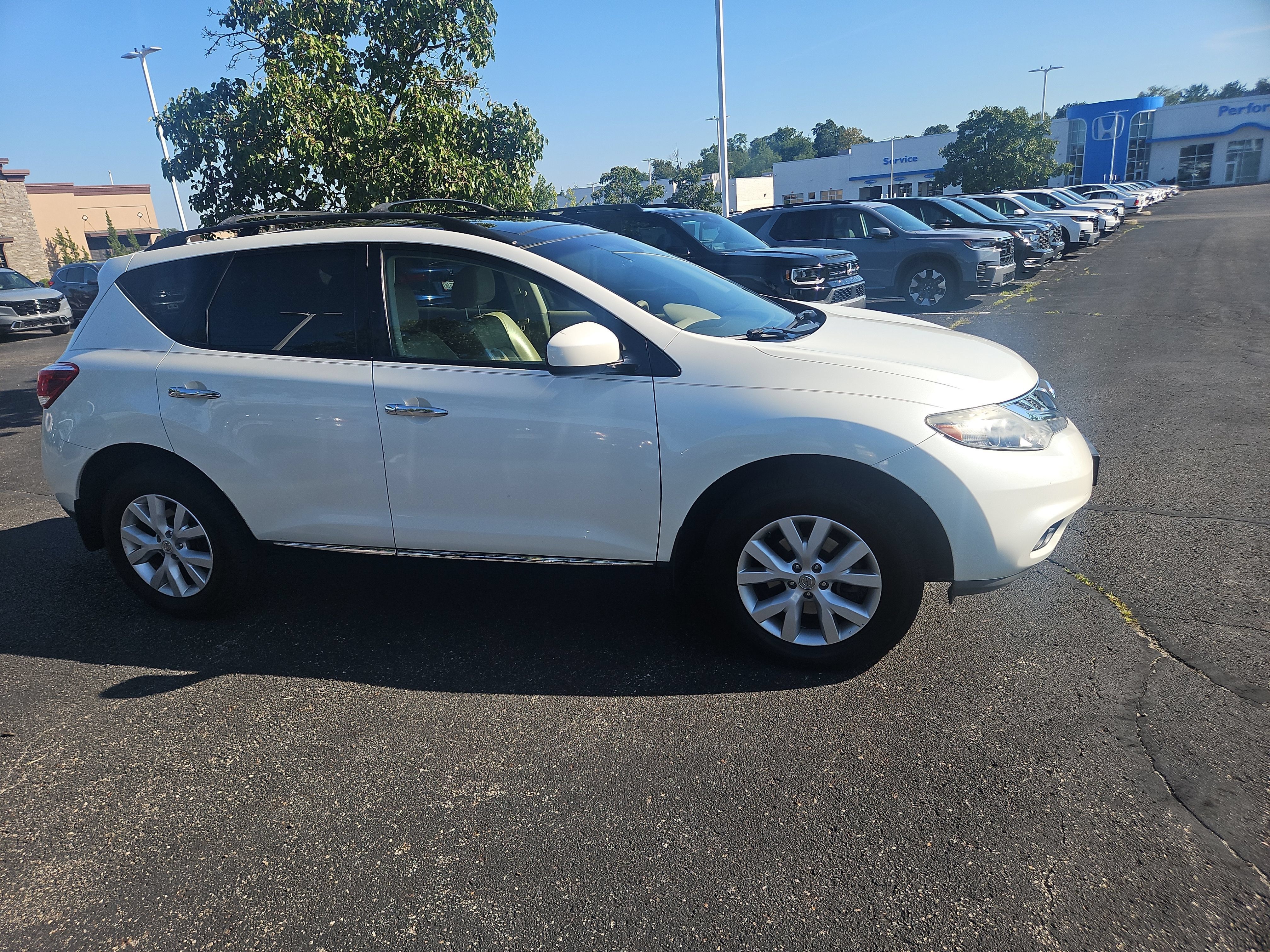 Used 2012 Nissan Murano SL FWD image 19