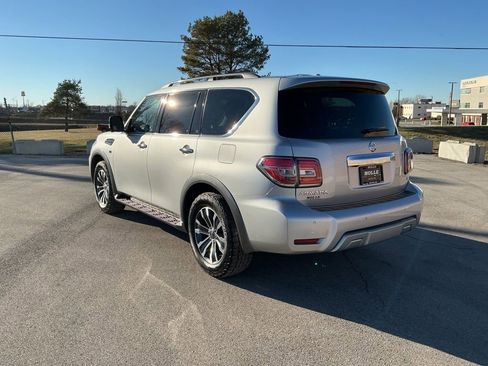 Used 2018 Nissan Armada SL w/ Premium Package image 4