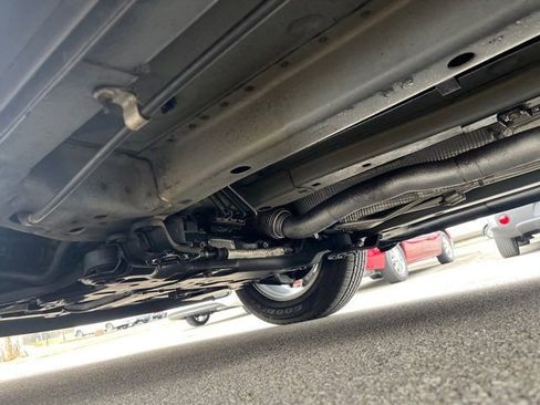 Used 2012 Dodge Journey SXT w/ Flexible Seating Group image 33