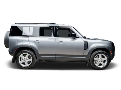 Used 2023 Land Rover Defender 110 SE image 5