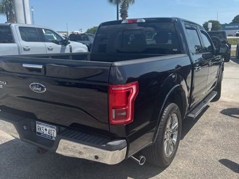 Used 2017 Ford F150 Lariat image 7