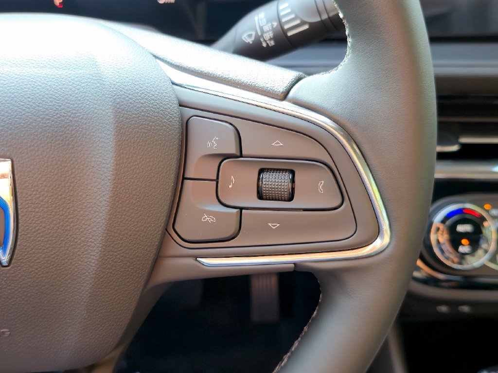 New 2026 Buick Envista Sport Touring w/ Convenience I Package FWD image 21