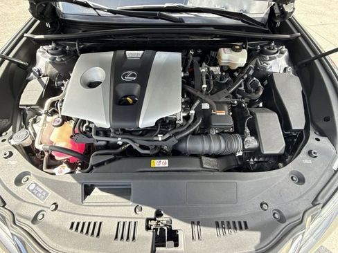 Used 2019 Lexus ES 300h image 27