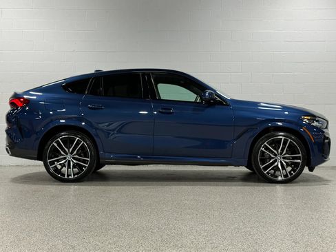 Used 2022 BMW X6 xDrive40i w/ M Sport Package AWD/4WD image 5