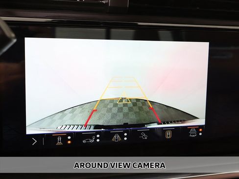 Used 2024 GMC Sierra 3500 Denali Ultimate image 8