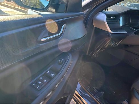 New 2025 Jeep Grand Cherokee Laredo X w/ Luxury Tech Group I image 15