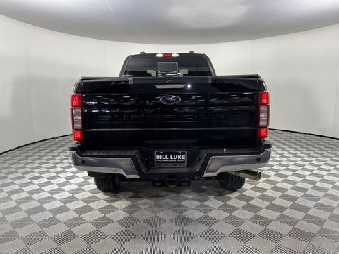 Used 2022 Ford F250 Lariat w/ Chrome Package image 11