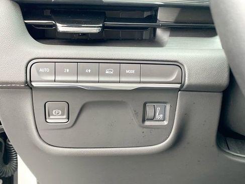 Certified 2023 Cadillac Escalade ESV Luxury image 20