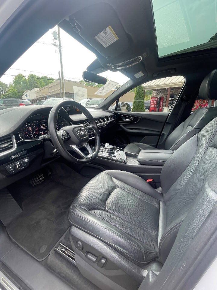 Used 2017 Audi Q7 3.0T Prestige AWD/4WD image 12