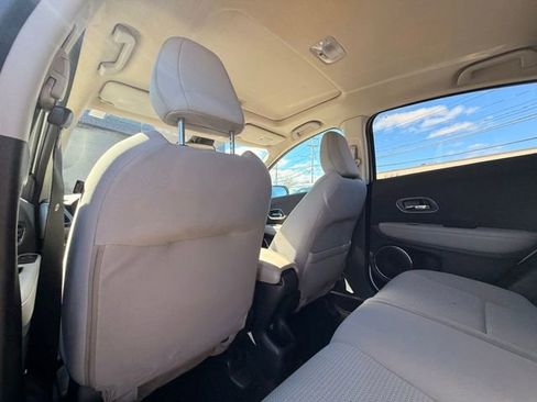 Used 2020 Honda HR-V EX image 16