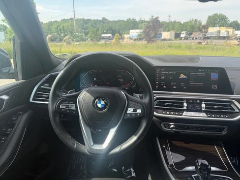 Used 2023 BMW X5 xDrive40i AWD/4WD image 22
