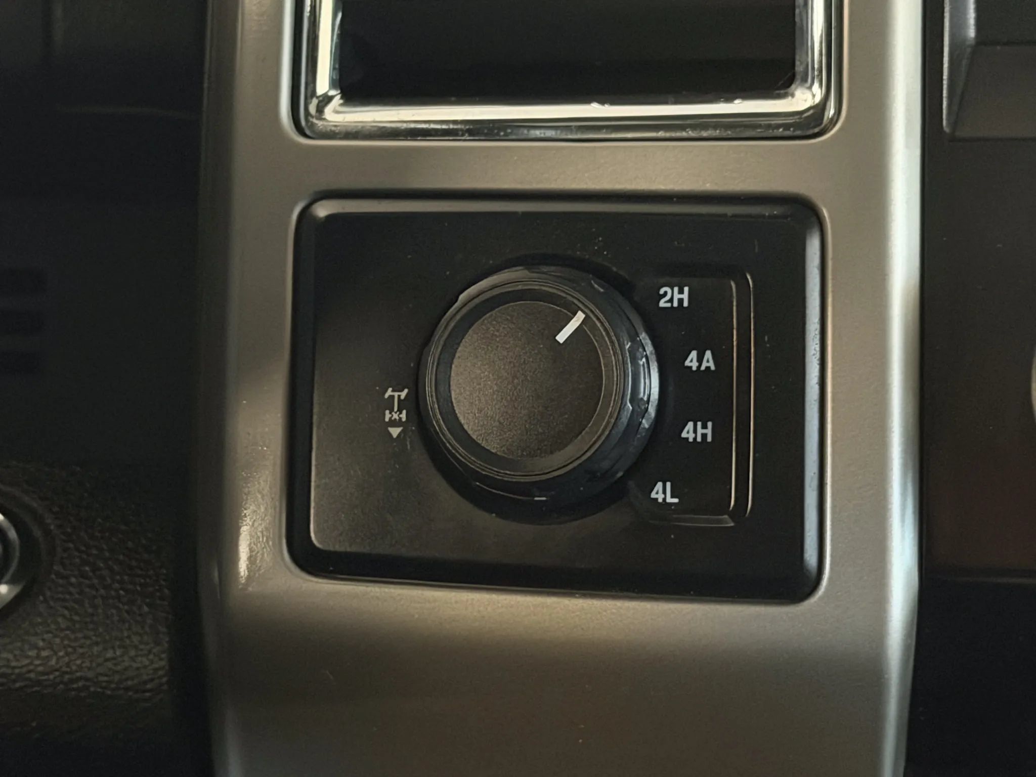 Used 2015 Ford F150 Lariat AWD/4WD image 33