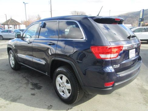 Used 2012 Jeep Grand Cherokee Laredo AWD/4WD image 4