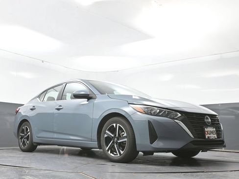 Used 2024 Nissan Sentra SV FWD image 49