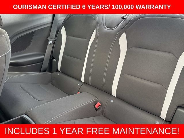 Used 2022 Chevrolet Camaro LT RWD image 14