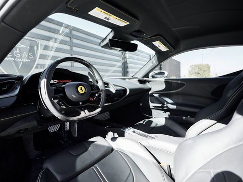 Used 2023 Ferrari SF90 Stradale image 2