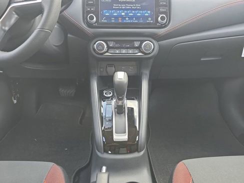 New 2025 Nissan Versa SR image 3