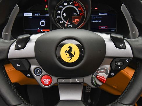 Used 2019 Ferrari Portofino image 42