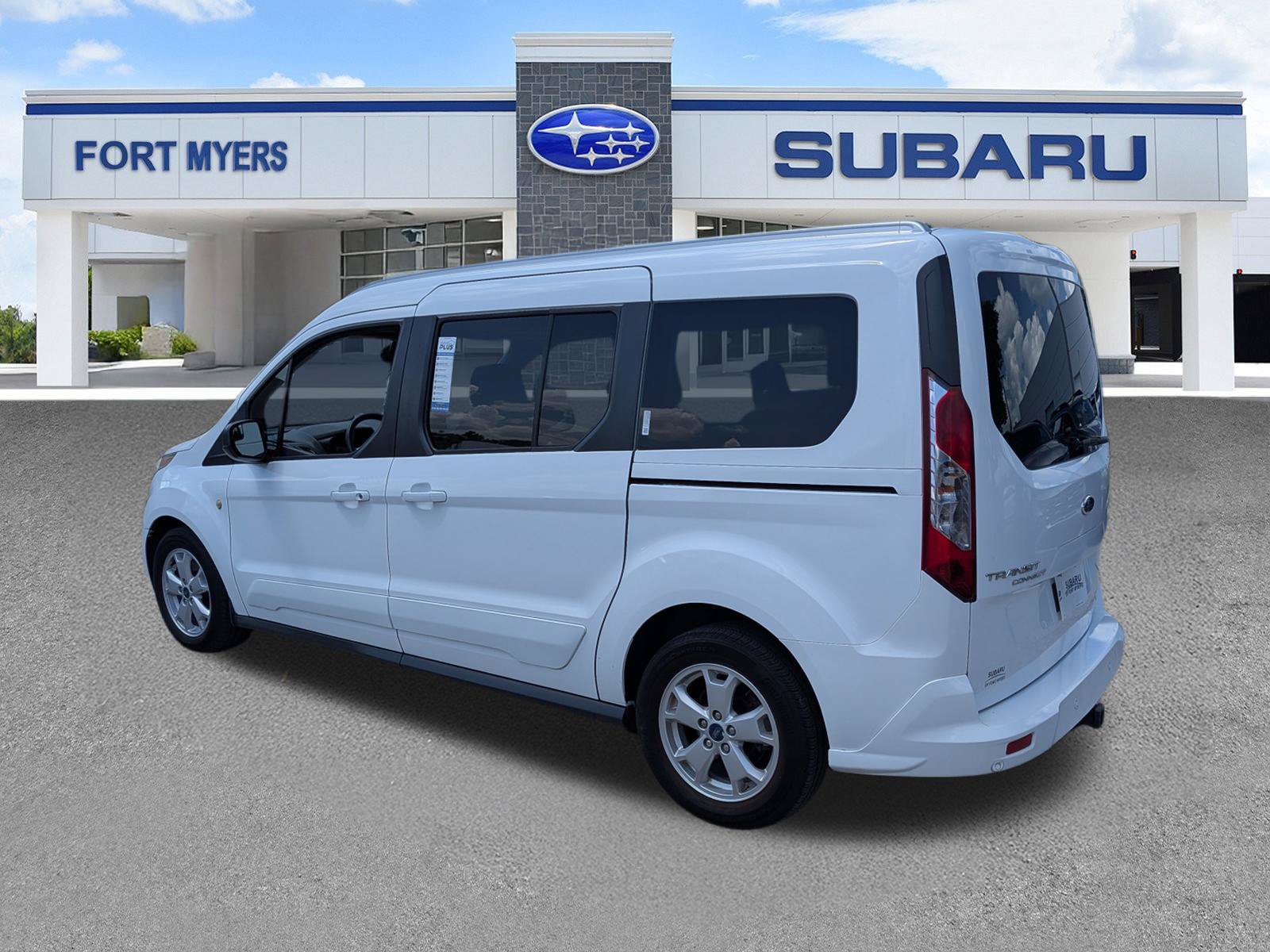 Used 2016 Ford Transit Connect XLT FWD image 6