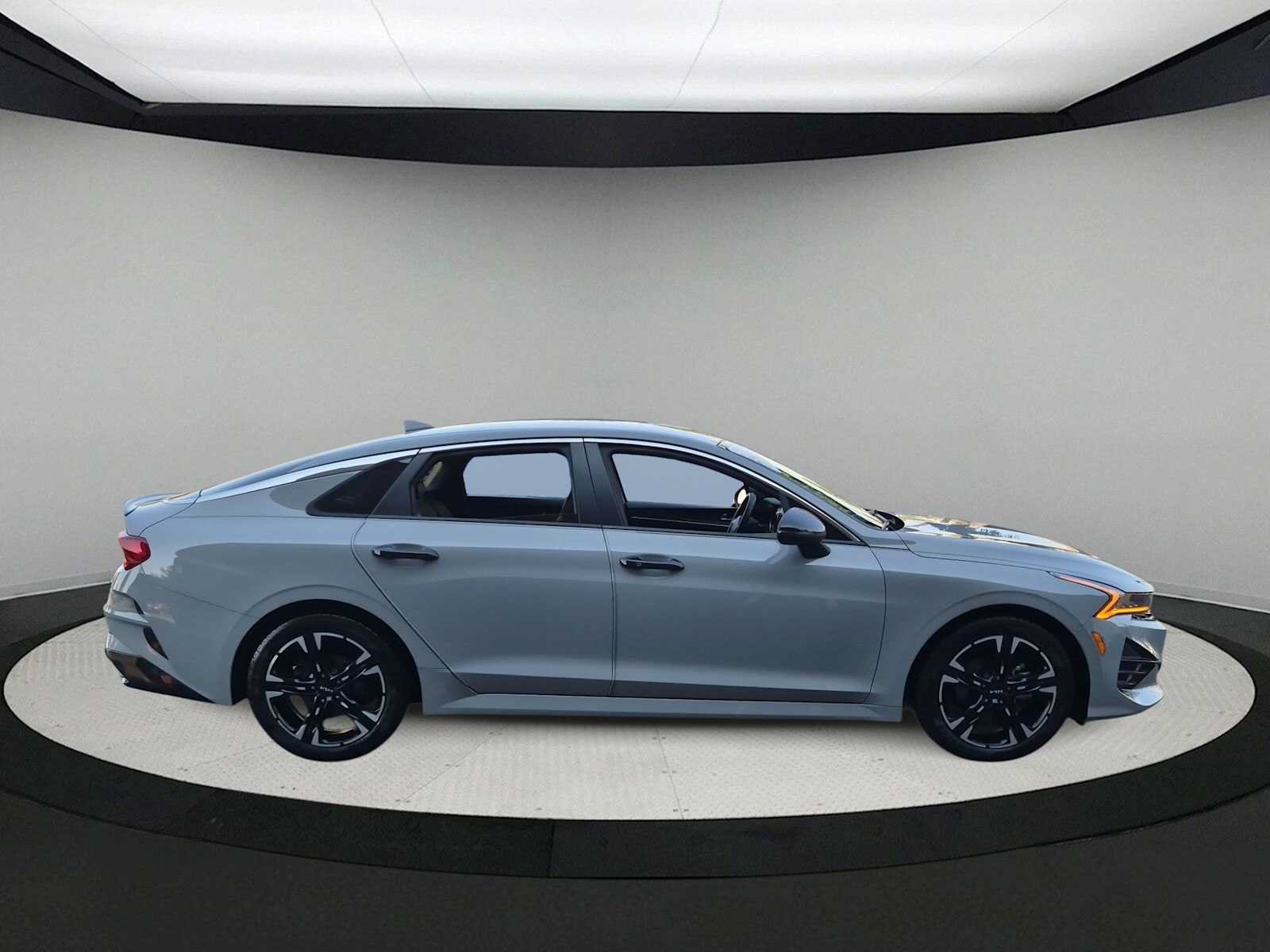 Used 2022 Kia K5 GT-Line FWD image 9