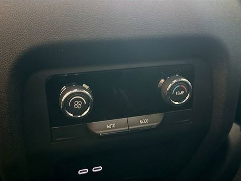 New 2026 Chevrolet Traverse LT w/ LPO, Floor Liner Package image 26