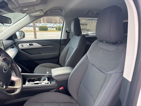 New 2026 Ford Explorer Active image 25