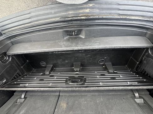 Used 2019 GMC Yukon SLE w/ SLE Value Package image 36